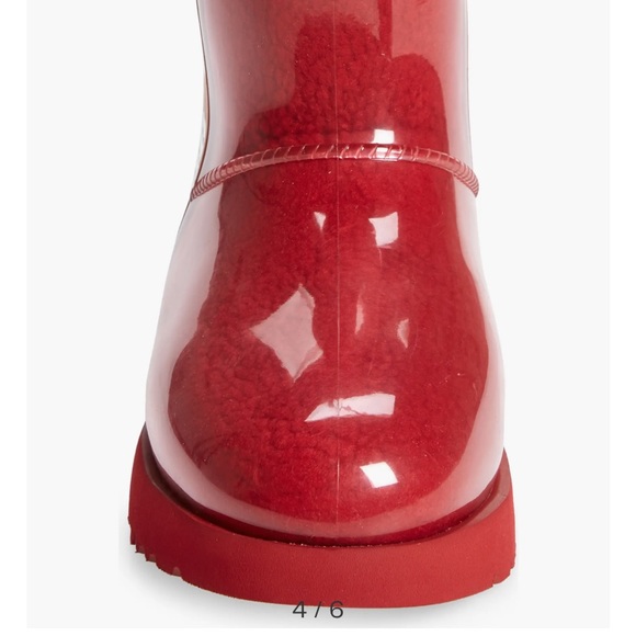 UGG Classic Clear with Shearling liner Mini Waterproof Boots Big kid Sz.5 NEW - Picture 4 of 4